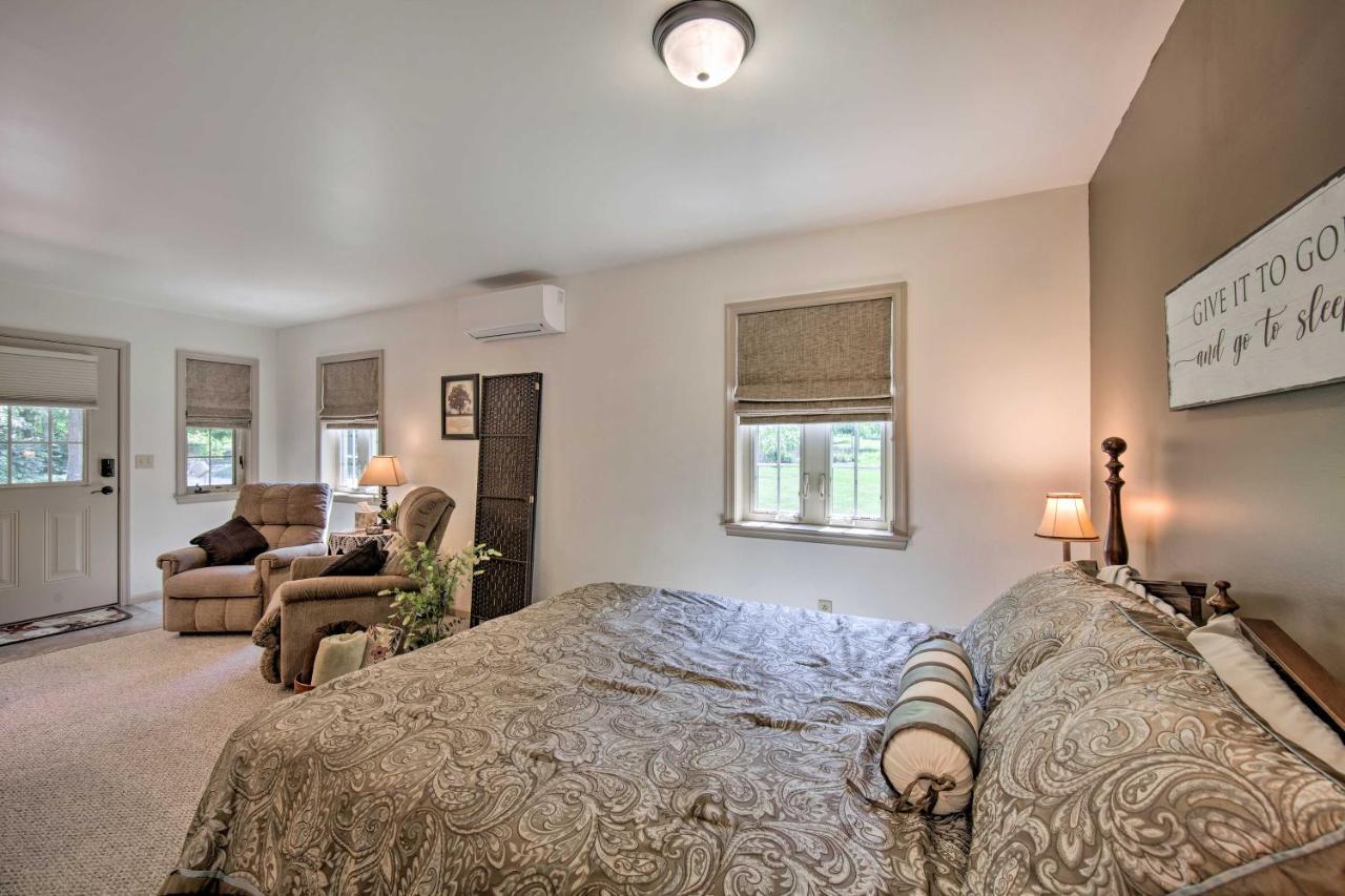 Cozy Garden Room In Welsh Mountain Suites! New Holland Eksteriør bilde