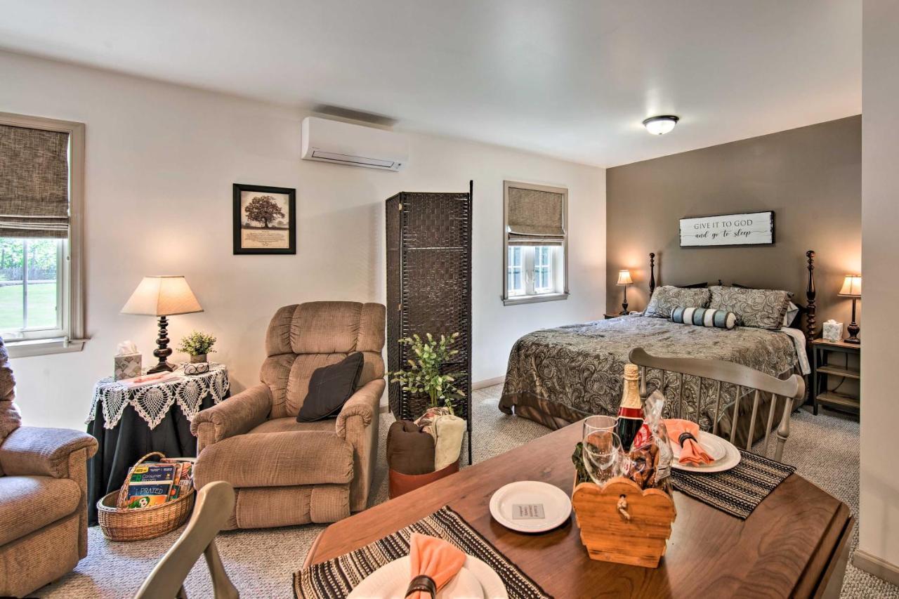 Cozy Garden Room In Welsh Mountain Suites! New Holland Eksteriør bilde